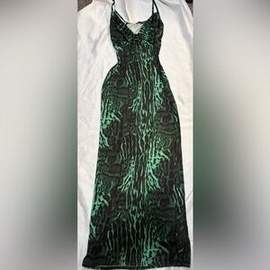 PrettyLittleThing Green and Black Skirt